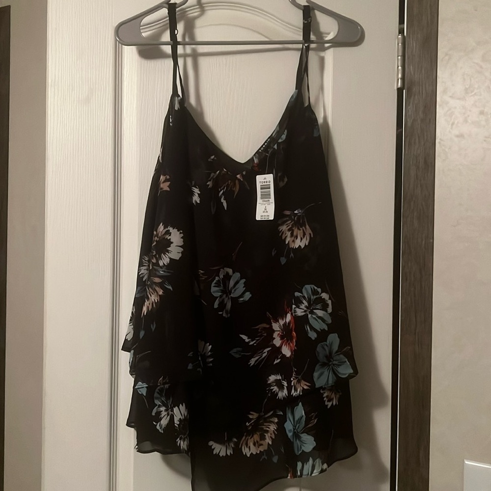 Torrid floral tank top.